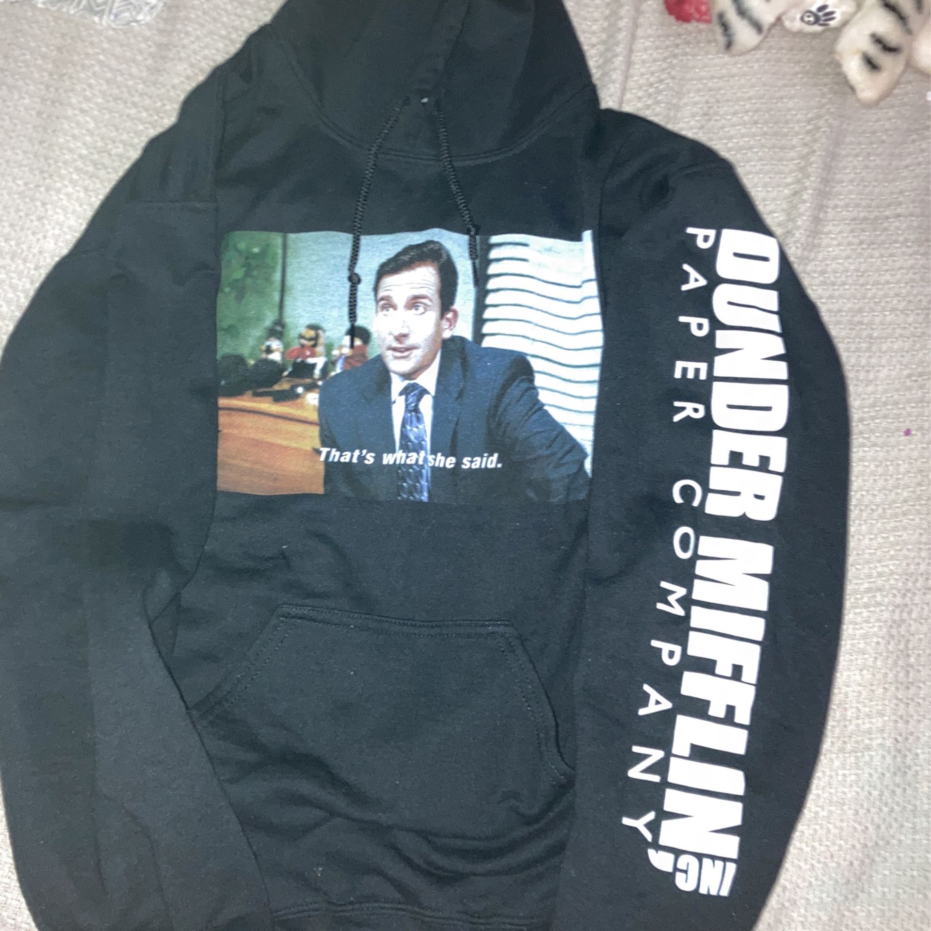 The office “thats what she said” size small hoodie
