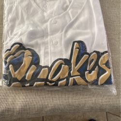 QUAKES KIDS Jersey Size Y-XL. NEW 