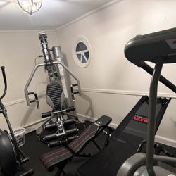 Weight Room Equipment 