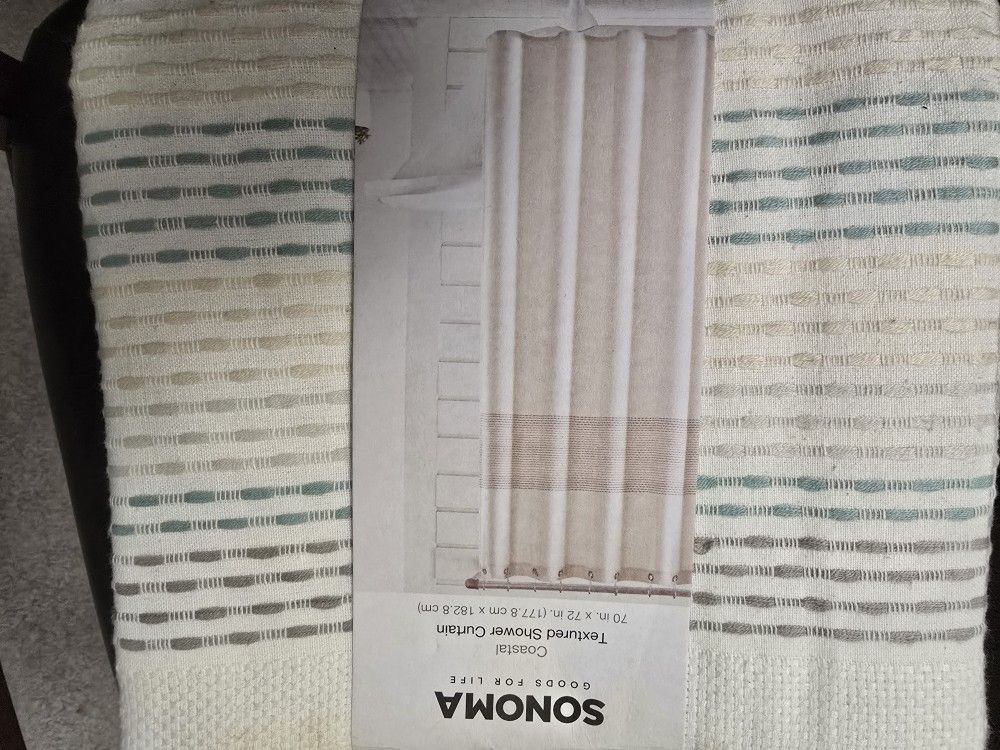 Brand NEW Fabric Shower Curtain 70×72