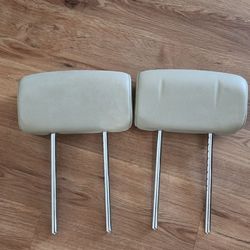 2004-2007 Infiniti QX56 Left Right Rear Back 3nd Row Seat Headrest Head Rest in new condition.