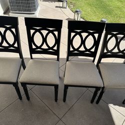 Dining chairs like new