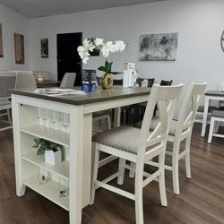 5pc Counter Height Dining Table + Barstools 