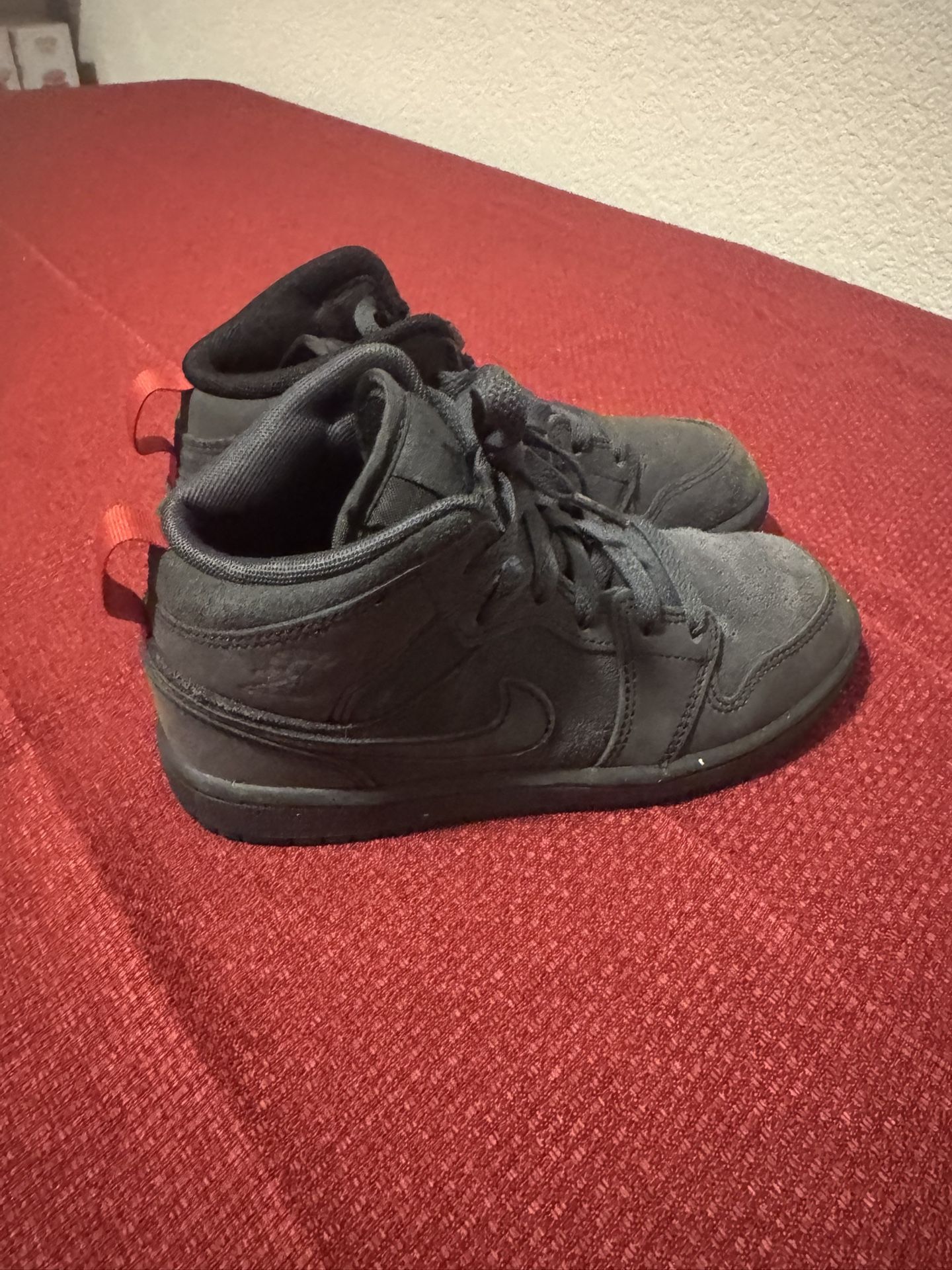 Used Jordan 1 MID - Size 1
