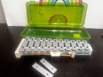 XYLOPHONE SONAR MADE IN GERMANY -  BY KINDERMUSIK - SONAR LEARNING GLOCKENSPIEL - 12 1/2 INCHES  WITH CASE - BEAUTIFUL SOUND
