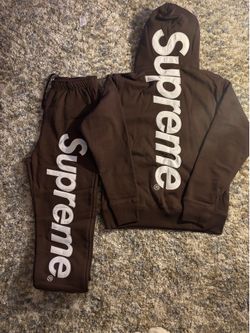 Supreme set size medium brand new