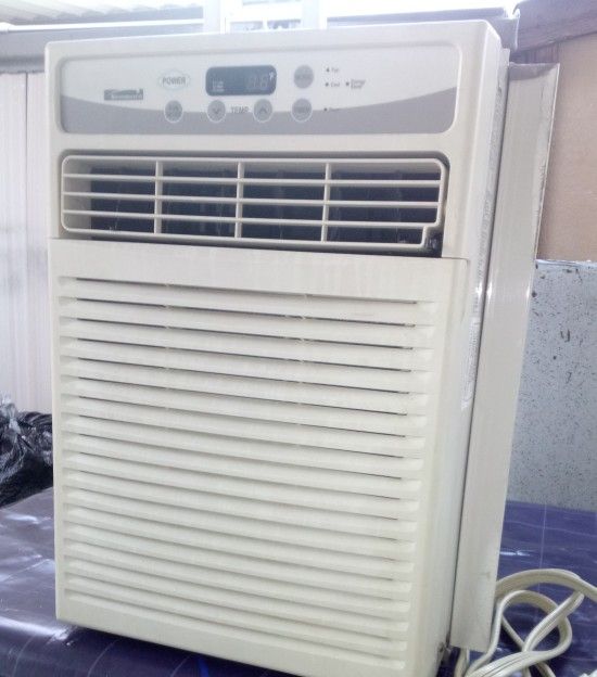 AIR CONDITIONER 