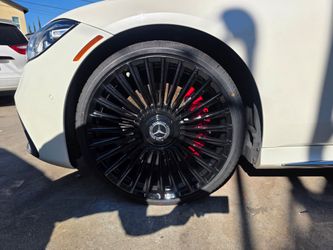 22" Staggerd FLOATING Caps new Wheels & New Tires For MERCEDES BENZ S580 2021-2026