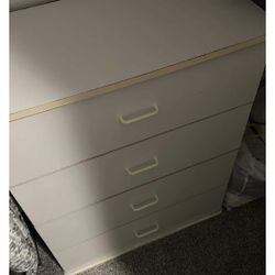 4 Drawer Chest.  And 2 Night Stands