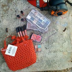 Make Up Only for Sale in San Antonio, TX - OfferUp