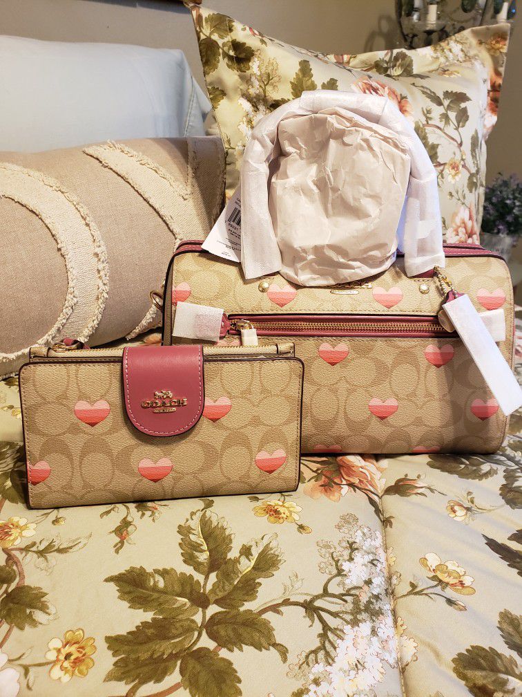 Coach Signature Stripe Heart Rowan Handbag Satchel Set With Matching Tech  Wallet Brand New With Tags MSRP $676 + tax Great Valentine's Day Gift for  Sale in Anaheim, CA - OfferUp