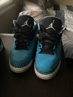 jordan 3 retail 400$ asking 50 obo