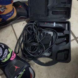 Andis AGC Dog Clippers 