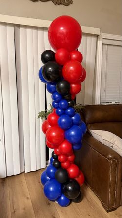 Balloon garlands, backdrops, columns and more!