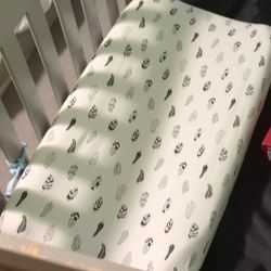 Changing Table Mat Munchkin From Amazon 