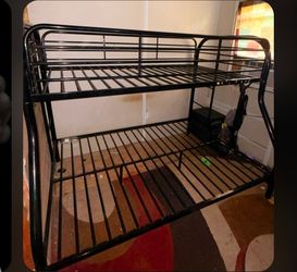 Twin bed and full bed in one