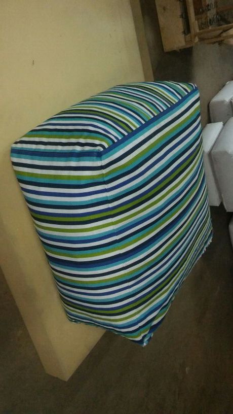 NEW!!!!. Beanbag cube ottoman