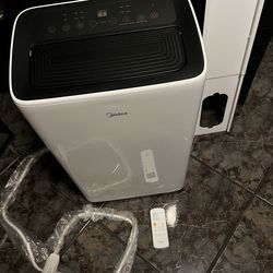 Midea SmartCool 8,000 BTU Cools