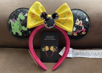 Exclusive Disneyland Electrical Parade Mouse Ears (NWT)
