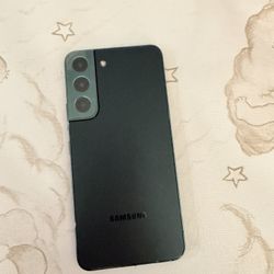 Samsung Galaxy S22 128GB Unlocked – Mint Condition