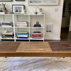 MID CENTURY SLAT BENCH ⭐️