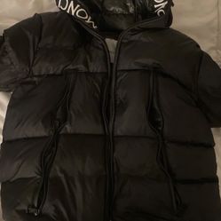 Moncler puffer 