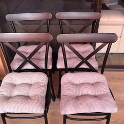 4 Dining Room Chairs