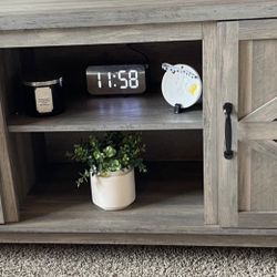 Modern Farmhouse Lift-Top Coffee Table + TV Stand – Excellent Condition