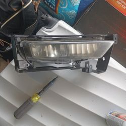 14-15 HONDA ACCORD RIGHT (PASSENGER) FRONT Fog Lamp Assembly - Honda