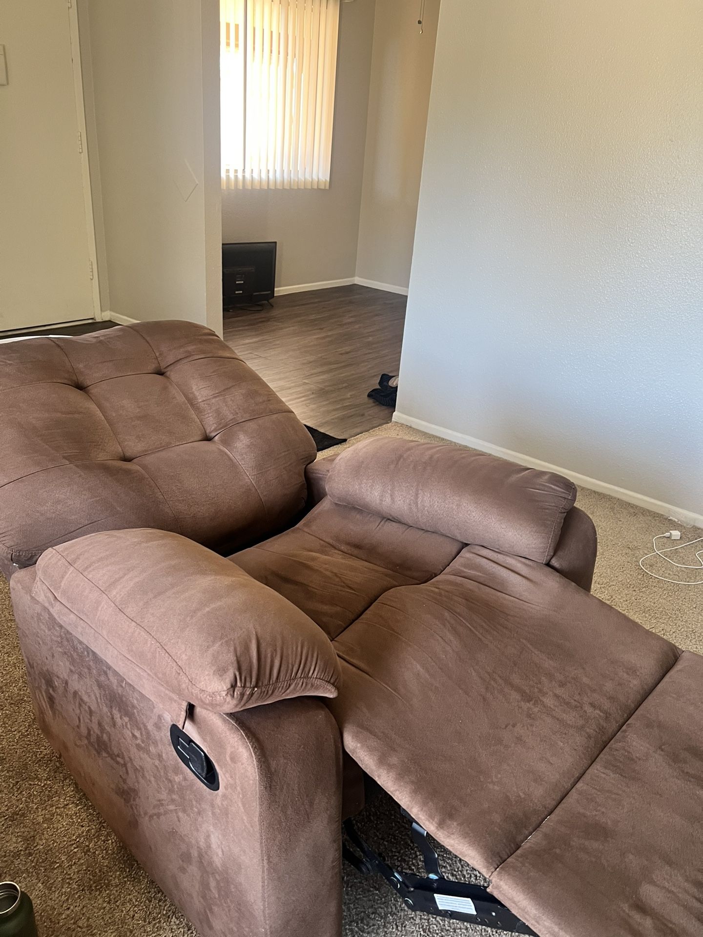 Recliner chair 