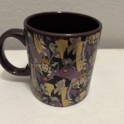 Nice Condition Disney Coffee Mug Featuring Snow White, Wicked Witch