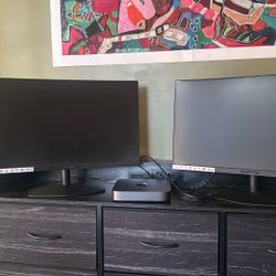 Mac mini  With Dual Monitors And Accessories 