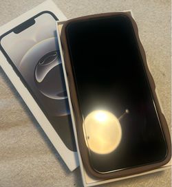iPhone 16e brand new new new still in box