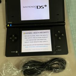 Black Nintendo DSi - comes with charger
