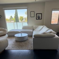 RH CLOUD COUCH Performance Linen Retail 13,180$ 