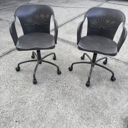 Metal Swivel Charts (set of 2)