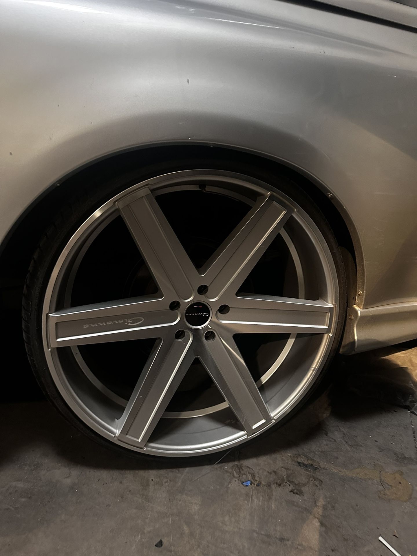 26’ Rims And Tires   Giovanna rims