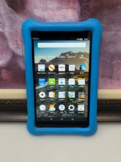 Amazon Fire HD 8 6th Gen Tablet 16GB Black 8” w/ Case - $29