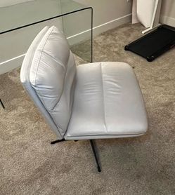 Adjustable ergonomic office chair