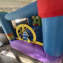 Little Tikes Castle Bouncy House With A Fun Ball Pit 