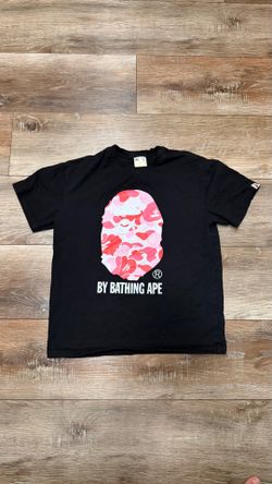 Pink Bape shirt🌸