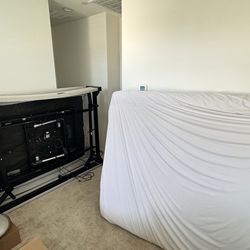 Adjustable queen frame n mattress