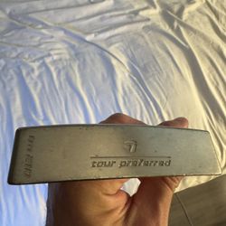 TaylorMade Tour Preferred tm210 Putter. 35”. Right Handed. 