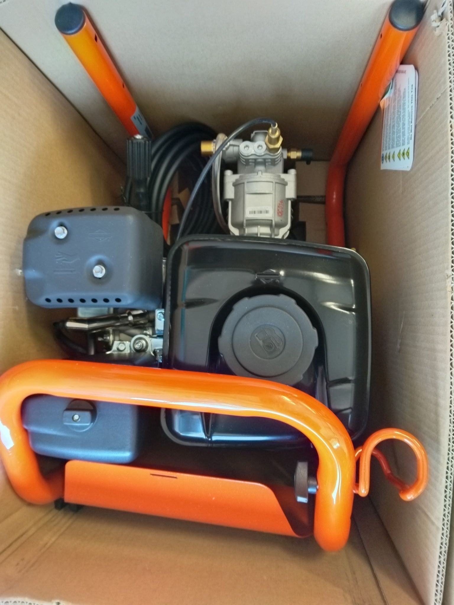 Husqvarna pressure washer 3200 psi NEW!