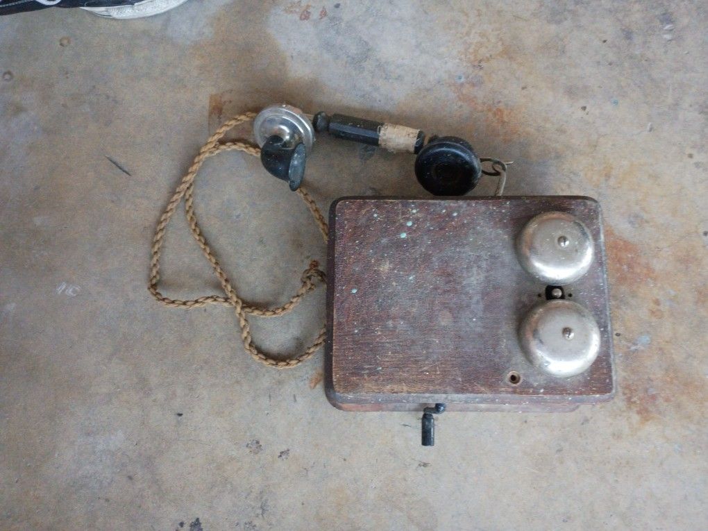 Antique Kellogg Telephone