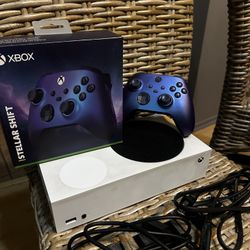 Xbox With Controller