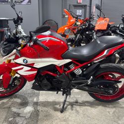 2023 BMW G310R