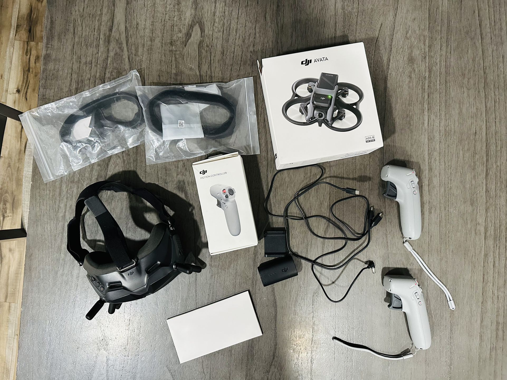 DJI Avata With Goggles & 2 Controllers 