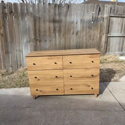 Dresser 48”W x 17”D x 33”H