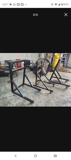 OUTBOARD BOAT ENGINE STANDS